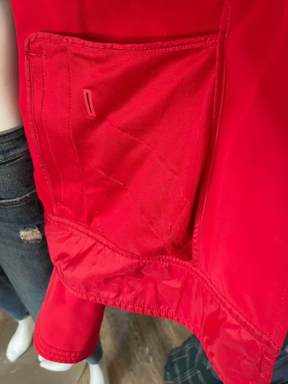 Lululemon Jacket - Picture 8 of 9